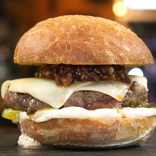 COMBO:HAMBURGUESA+COMPLEMENTO+BEBIDA