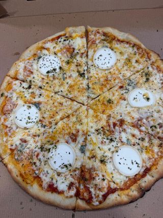 Pizza 4 quesos (34cm.)