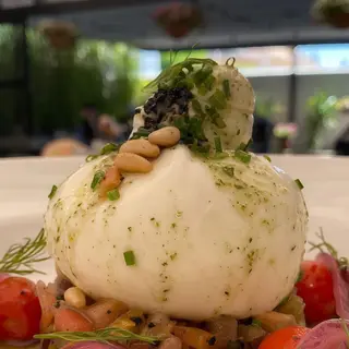 Ensalada De Burrata