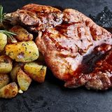 Свинска вратна пържола (250г)