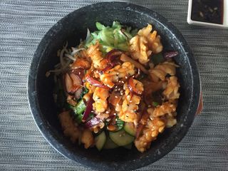 Ojing - o bibimbap con calamari piccanti