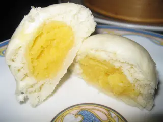 001C. Pane crema