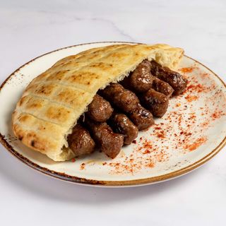 8 Ćevapa u kajmak sosu