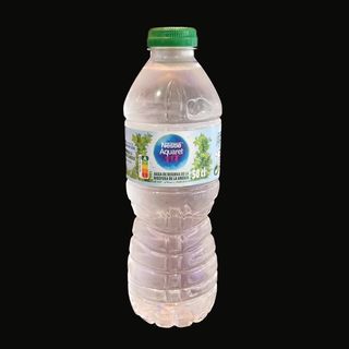 Agua mineral con gas