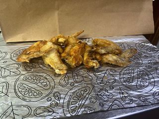 Alitas fritas (4 uds.)