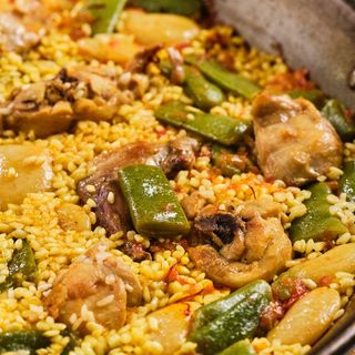 Paella valenciana