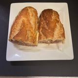 Bocadillo Caliente De Salchicha Del País