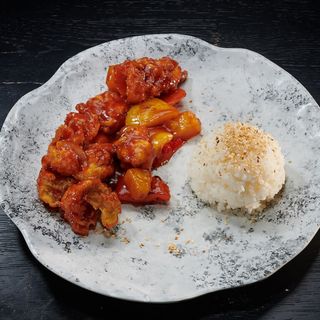 SWEET SOUR CHICKEN