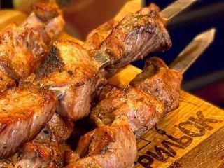 Шашлик зі свинини (шия) (200g)