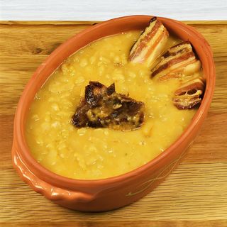 Čorbast pasulj sa mesom