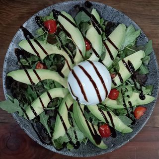 Ensalada Aguacate