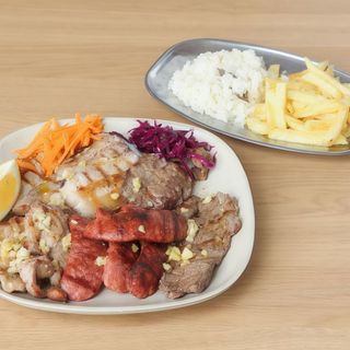 Grelhada Mista à Churrasqueira (p/2 pessoas)