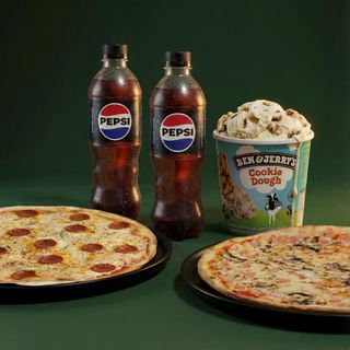 2 Pizzas + 2 Bebidas + 1 Helado