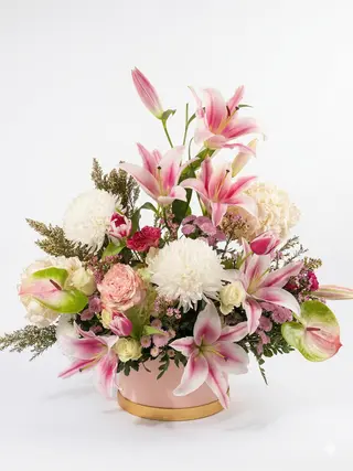 Composition florale avec couleur pastel
