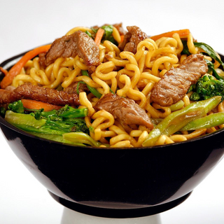 Yakisoba de Carne de Vaca