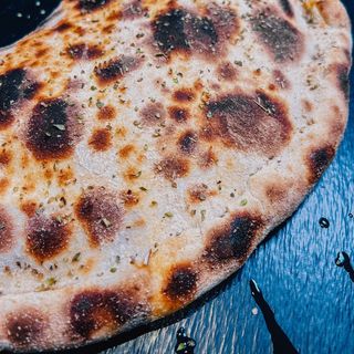 Pizza Calzone FAMILIAR