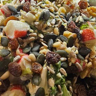 Ensaladilla De Cangrejo (media Ración)