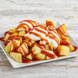 Ración De Patatas Bravas