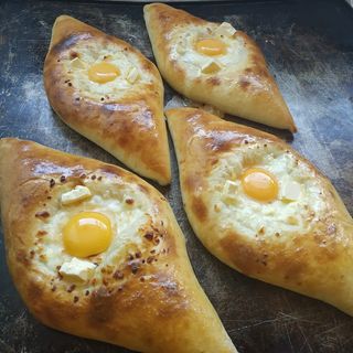 Chaczapuri Adżarski małe