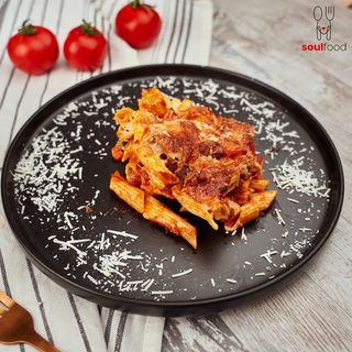 Penne bolognese al forno
