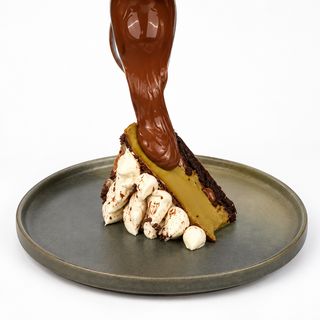 Brownie cheesecake pistache tiramisu