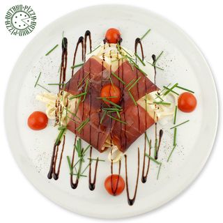 Pršuta Alfredo na belom