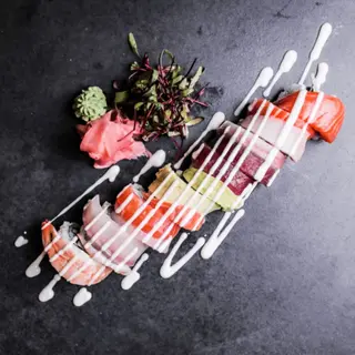 Rainbow roll 8 szt.