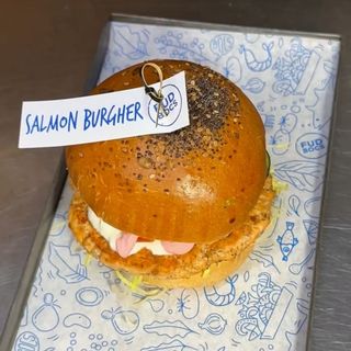 Salmon burgher
