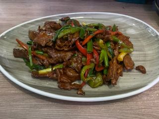 Мясо с зеленым луком