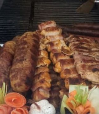 Pileći ražnjić u slanini