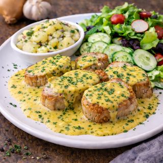 Polędwiczki wieprzowe w sosie Café de Paris