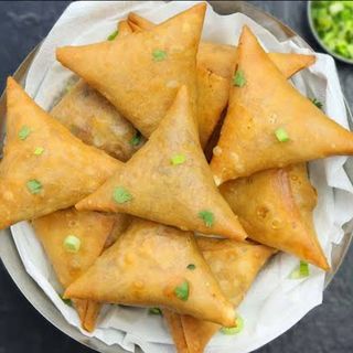 **Favourite Item** Feta Samosas - 5pcs
