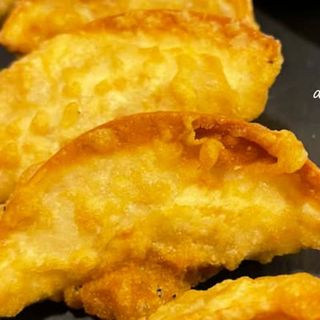 Gyozas tempurizado (6 uds.)