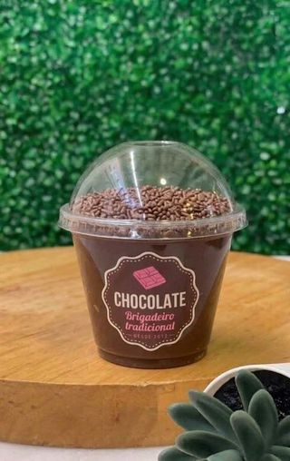 Bolo de Pote Brigadeiro Tradicional