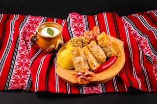 Sarmale de Porc Mangalita cu Varza 410 Gr.