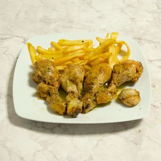 Pollo Al Ajillo Con Patatas