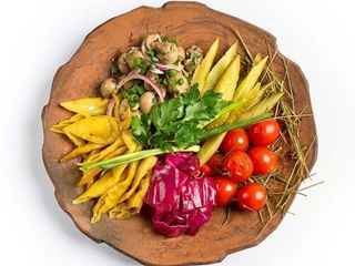 Грузинські різносоли власного виробництва (250g)