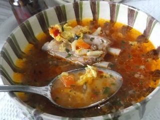 Ciorba taraneasca cu carne de porc 
