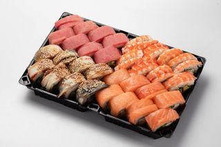 Сет Філадельфія преміум 1240г 32шт