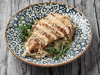 Паста з куркою власного приготування (320g)