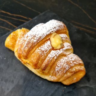 Croissant crema