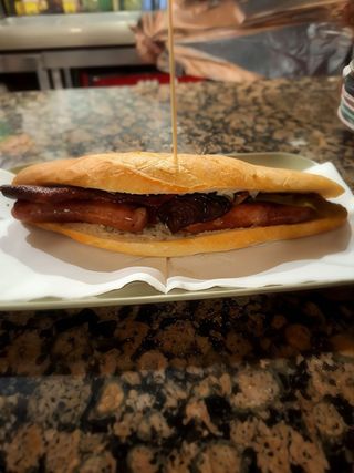 Bocadillo  Longaniza