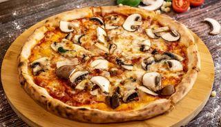 Pizza Fungi 30 cm