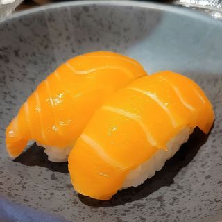 70.Nigiri Salmó (2 Uds.)