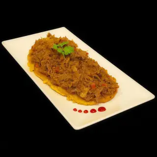 Patacon con carne