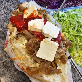 4.SUPER DÖNER KEBAB Z SEREM Feta (Bułka)