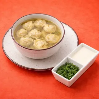 Пельмени с бульоном