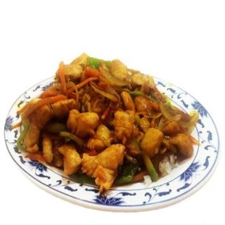 Arroz Frito Con Curry Y Pollo