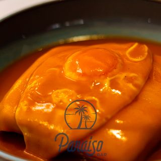 Francesinha - Bife de Peru