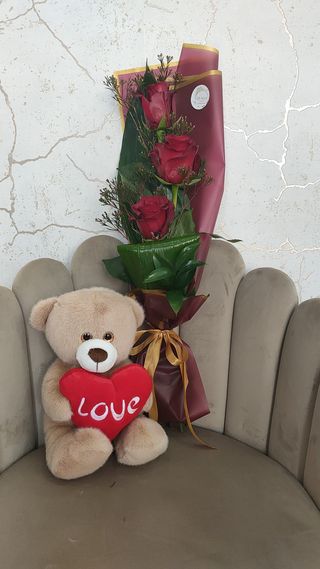 Ramo com 3 Rosas + Peluche
